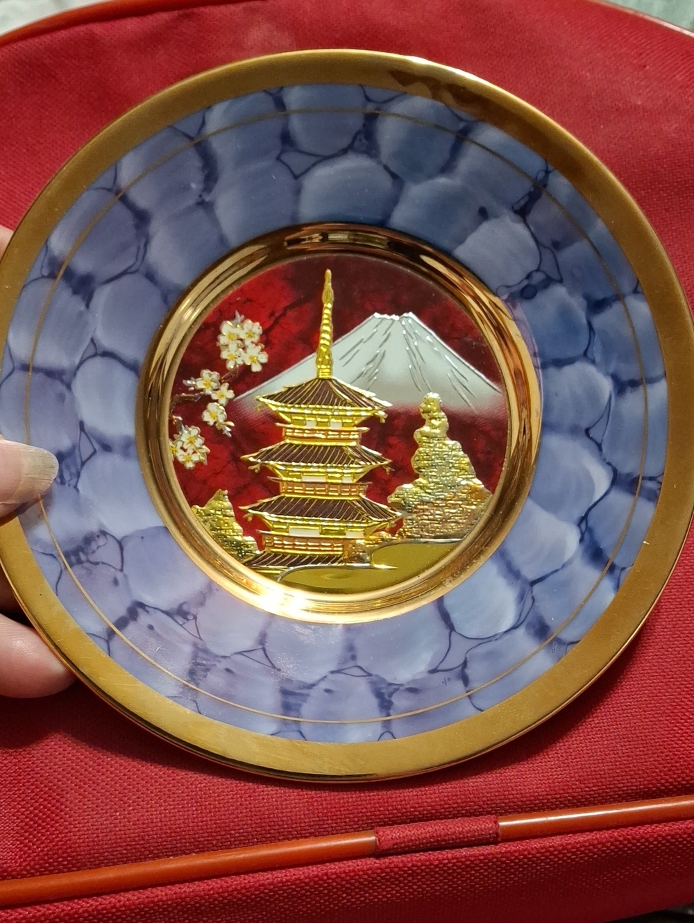 Blue and 24K Art Of Chokin Gold Decorative Porcelain Plate with Pagoda Motif